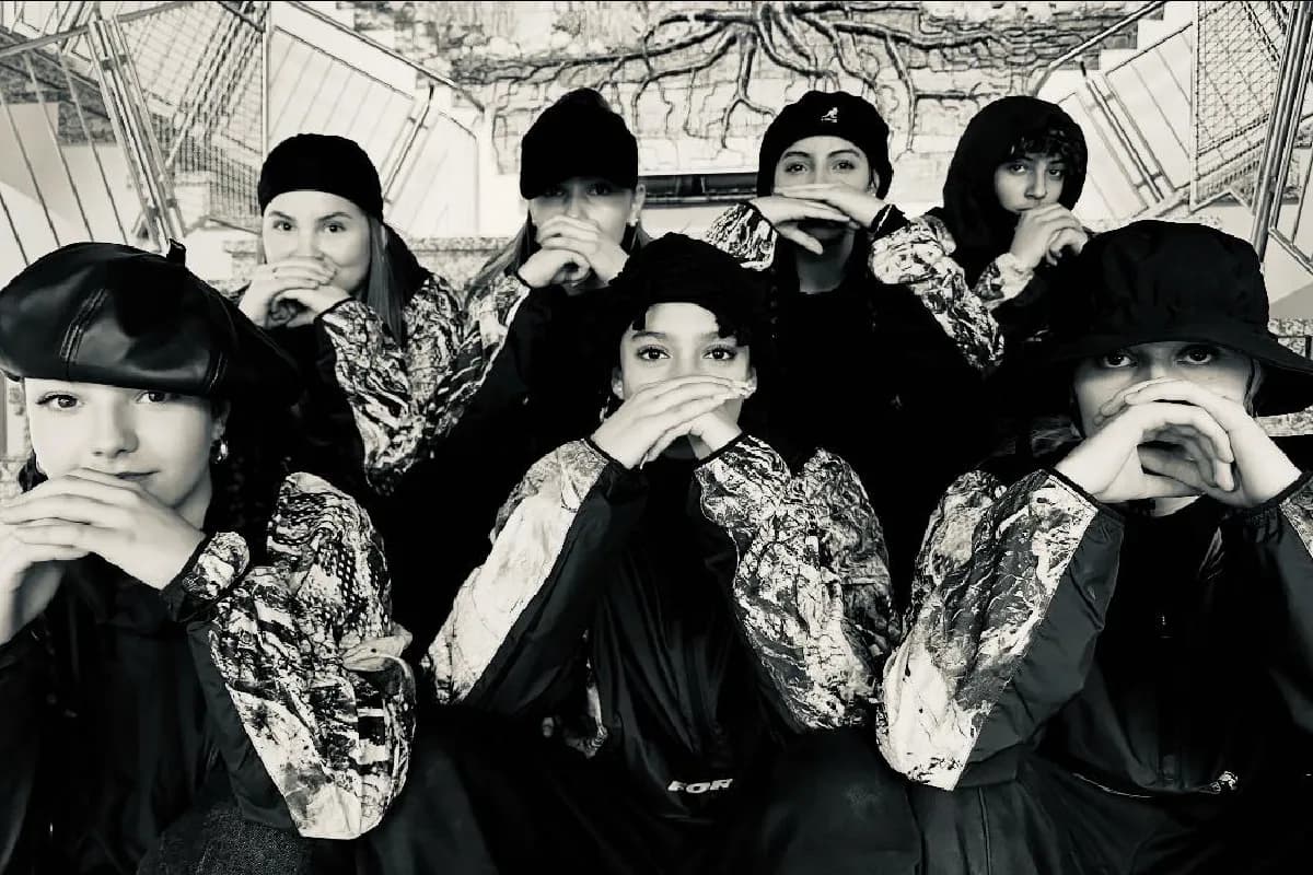 Infect Crew - Schwarz-Weiß